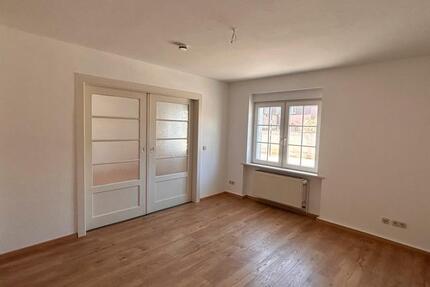Wohnung Osterburg (Altmark) - 2 Zimmer, 52 m&sup2;, 330&euro; | Angebot:26477200