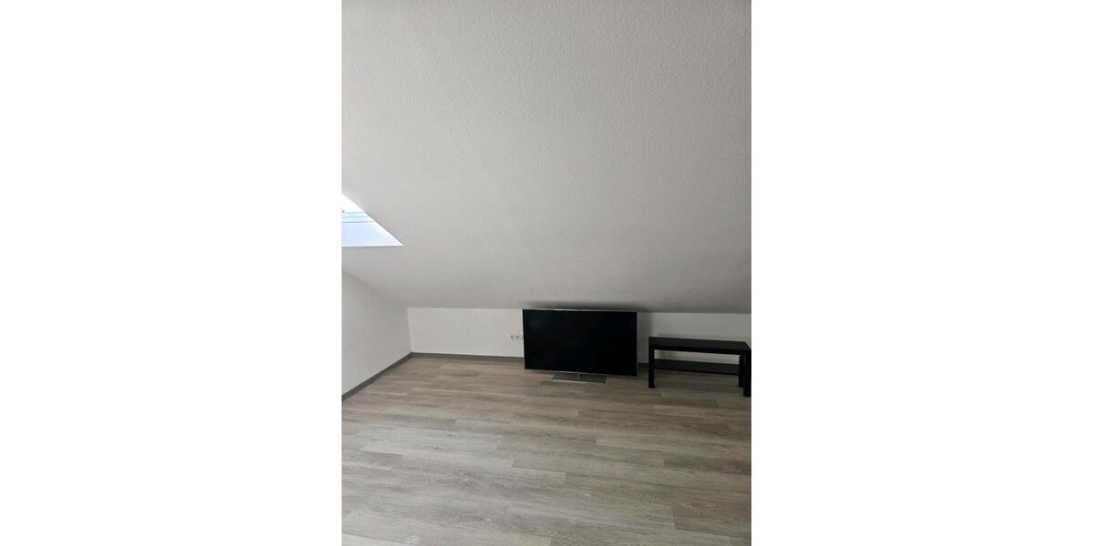 Dachgeschoßwohnung Vechta - 3 Zimmer, 40 m&sup2;, 650&euro; | Angebot:26614318