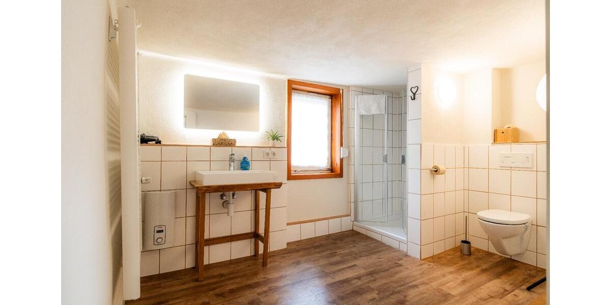 Wohnen auf Zeit Burghaun - 3 Zimmer, 102 m&sup2;, 55&euro; | Angebot:23635322