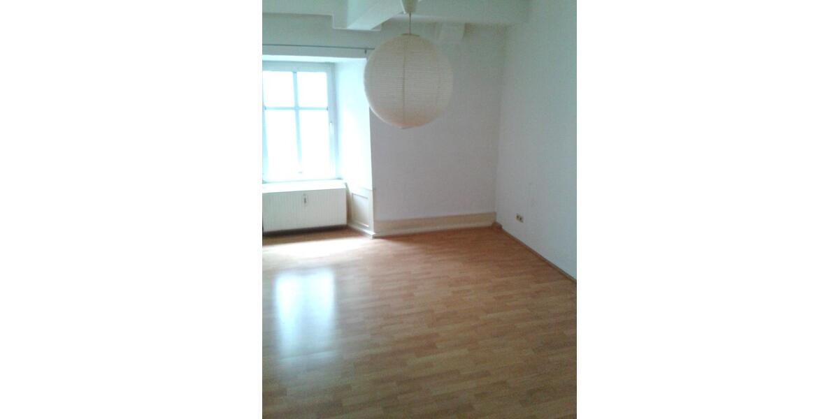 Etagenwohnung Bad Hersfeld - 3 Zimmer, 97 m&sup2;, 780&euro; | Angebot:25975105