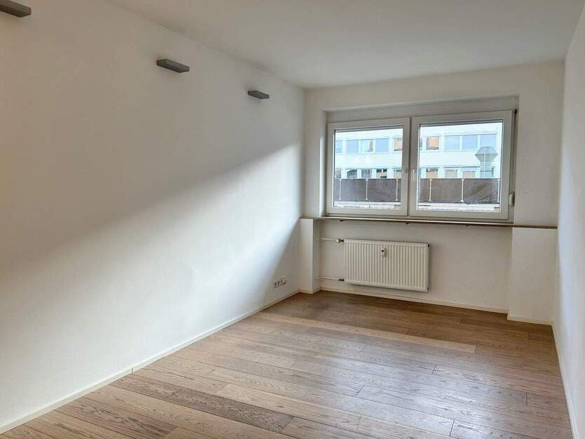 ***SINGLE WOHNUNG*** GEPFLEGTE KLEINE 2 ZIMMER WOHNUNG MIT EINBAUKÜCHE 2 zimmer