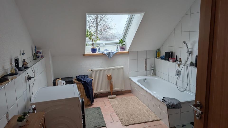 Dachgeschoßwohnung Argenbühl - 5 Zimmer, 141 m&sup2;, 1.500&euro; | Angebot:25931279