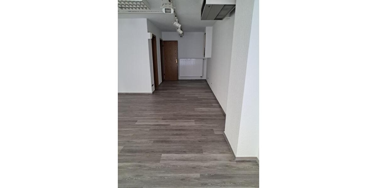 Gewerbeobjekt Holzminden - 300&euro; | Angebot:23026437
