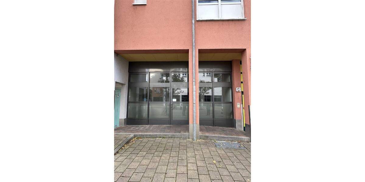 Einfamilienhaus Singen Nordstadt - 2 Zimmer, 690&euro; | Angebot:23978525