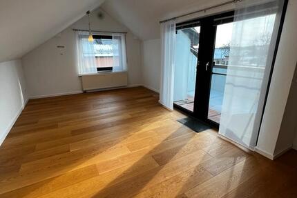 Wohnung Kirchenthumbach - 2 Zimmer, 65 m&sup2;, 690&euro; | Angebot:25305087