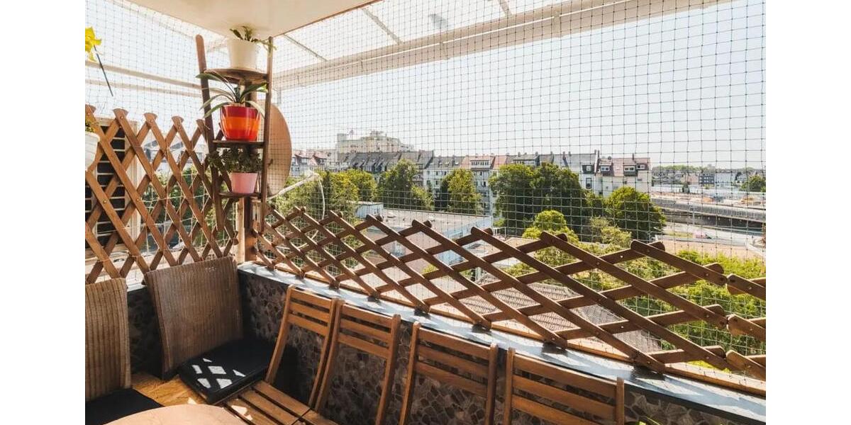 Dachgeschoßwohnung Ludwigshafen am Rhein - 4 Zimmer, 108 m&sup2;, 1.300&euro; | Angebot:26638269