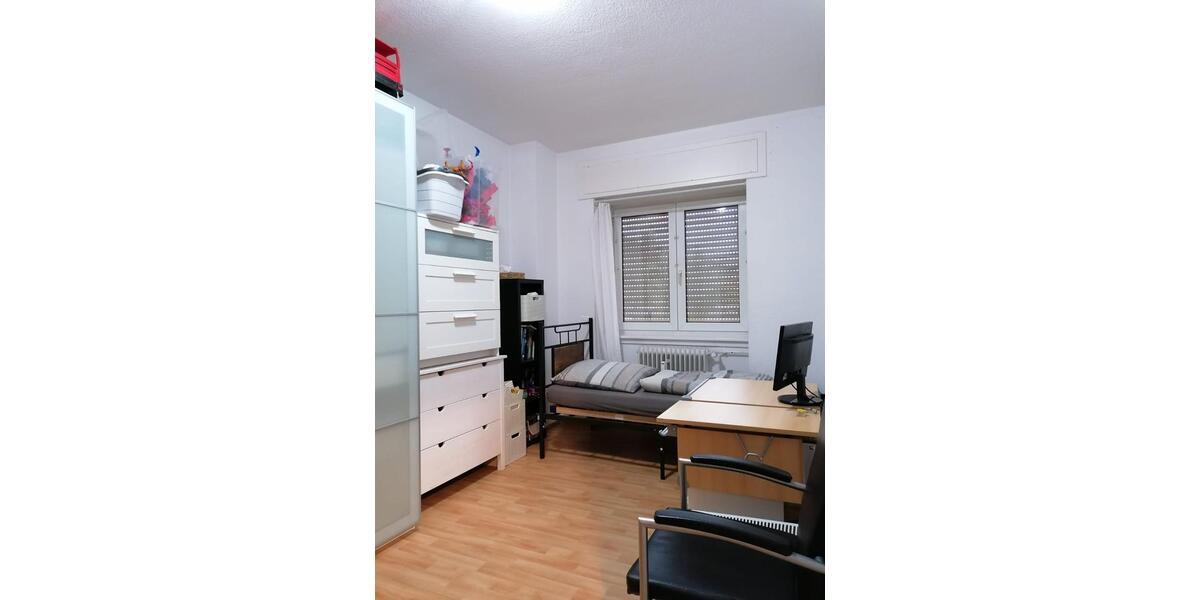 1 Zimmer in einer 3er WG in Wohnung FFM Griesheim 1 zimmer