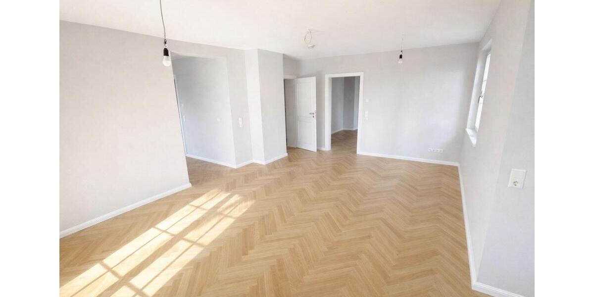 Doppelhaushälfte Schwäbisch Hall - 8 Zimmer, 181 m&sup2;, 2.300&euro; | Angebot:25537792