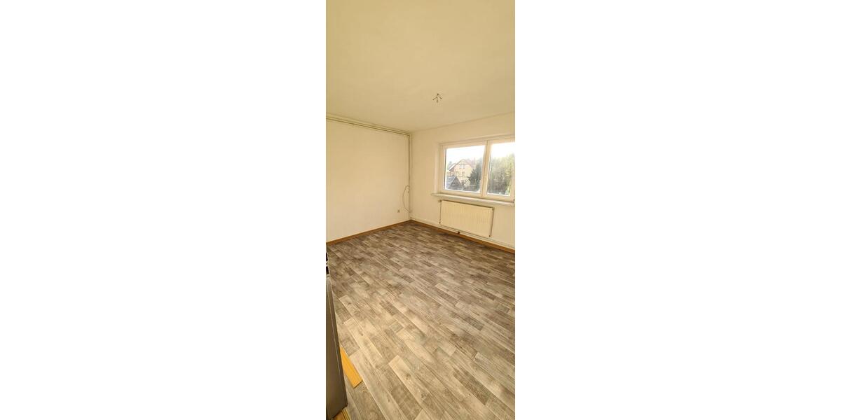 Etagenwohnung Ballenstedt - 4 Zimmer, 83 m&sup2;, 640&euro; | Angebot:26416339