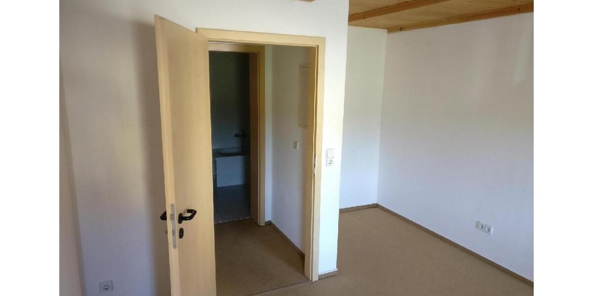 Etagenwohnung Eisleben (Lutherstadt) - 2 Zimmer, 47 m&sup2;, 310&euro; | Angebot:24802866