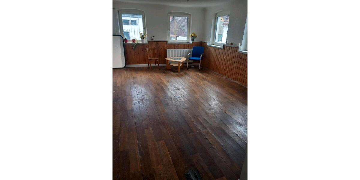 Einfamilienhaus Laichingen - 7 Zimmer, 159 m&sup2;, 1.700&euro; | Angebot:25055511