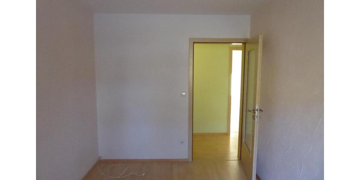 Erdgeschoßwohnung Calw - 3 Zimmer, 72 m&sup2;, 750&euro; | Angebot:24610914
