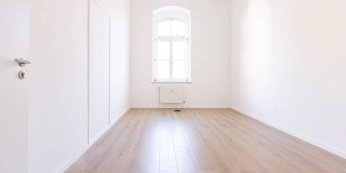 Etagenwohnung Torgau - 4 Zimmer, 167 m&sup2;, 1.169&euro; | Angebot:26763951