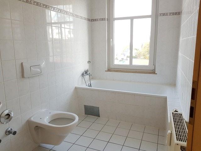 Dachgeschoßwohnung Altenburg - 2 Zimmer, 43 m&sup2;, 265&euro; | Angebot:25237118