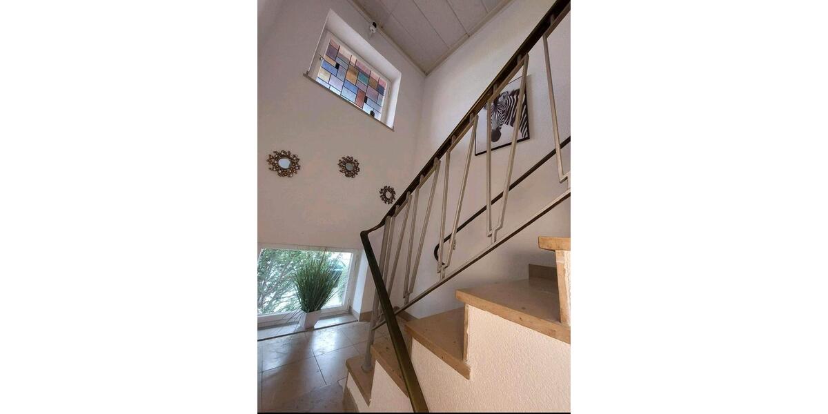 Wohnen auf Zeit Bedburg - 5 Zimmer, 380 m&sup2;, 20&euro; | Angebot:24749155