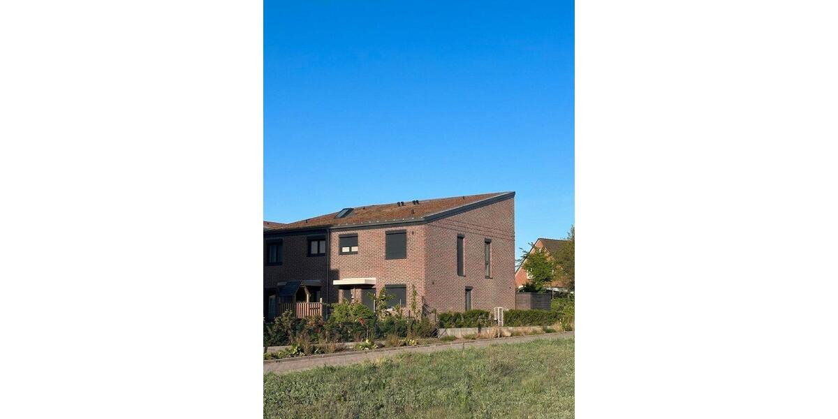 Doppelhaushälfte Bargteheide - 4 Zimmer, 120 m&sup2;, 2.100&euro; | Angebot:26689094