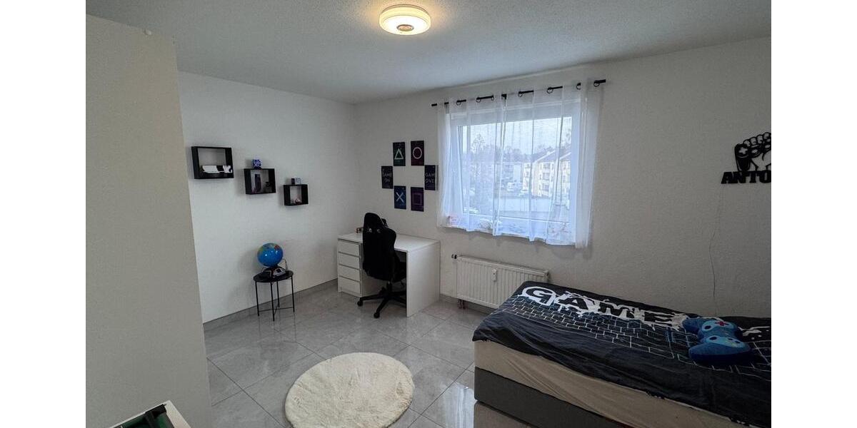 Etagenwohnung Schwerte - 2 Zimmer, 63 m&sup2;, 760&euro; | Angebot:24851448