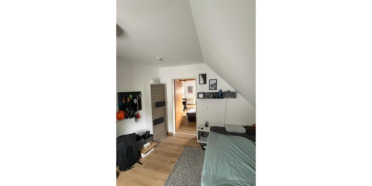 Dachgeschoßwohnung Osnabrück Nahne - 3 Zimmer, 90 m&sup2;, 900&euro; | Angebot:26623557