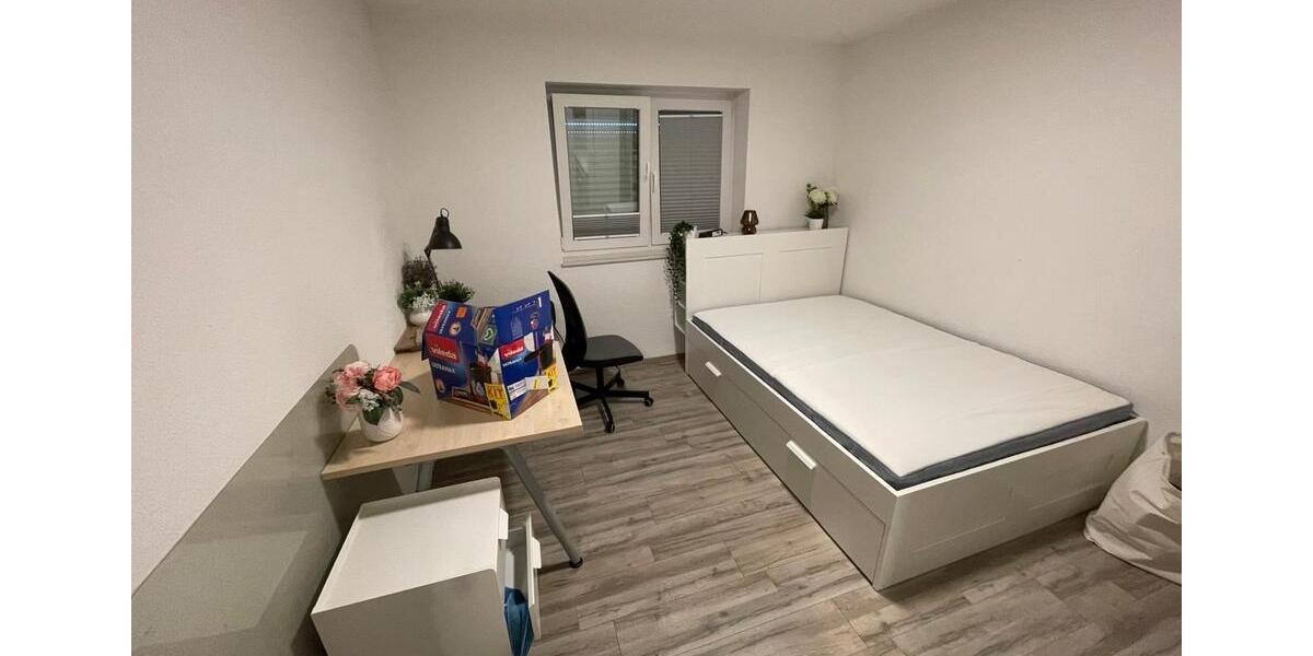 Wohnen auf Zeit Oldenburg Eversten - 1 Zimmer, 12 m&sup2;, 500&euro; | Angebot:24376119