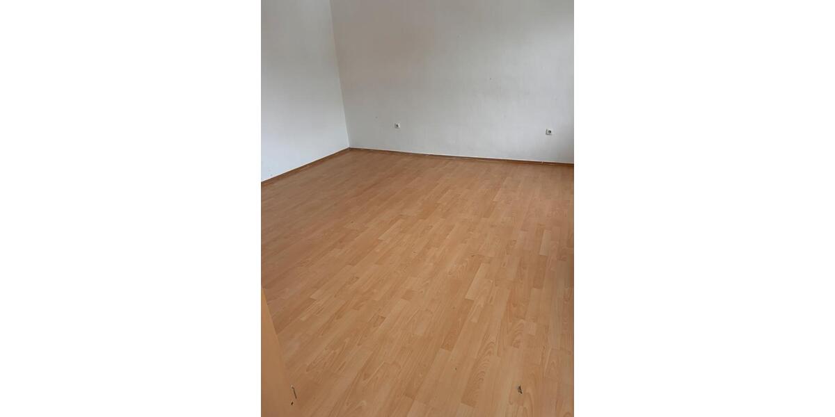 Einfamilienhaus Diemelsee - 8 Zimmer, 200 m&sup2;, 1.400&euro; | Angebot:24984568