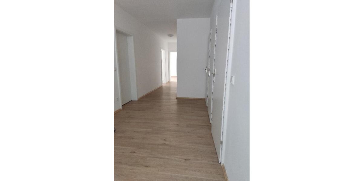 Etagenwohnung Oberzent - 4 Zimmer, 95 m&sup2;, 780&euro; | Angebot:25613896