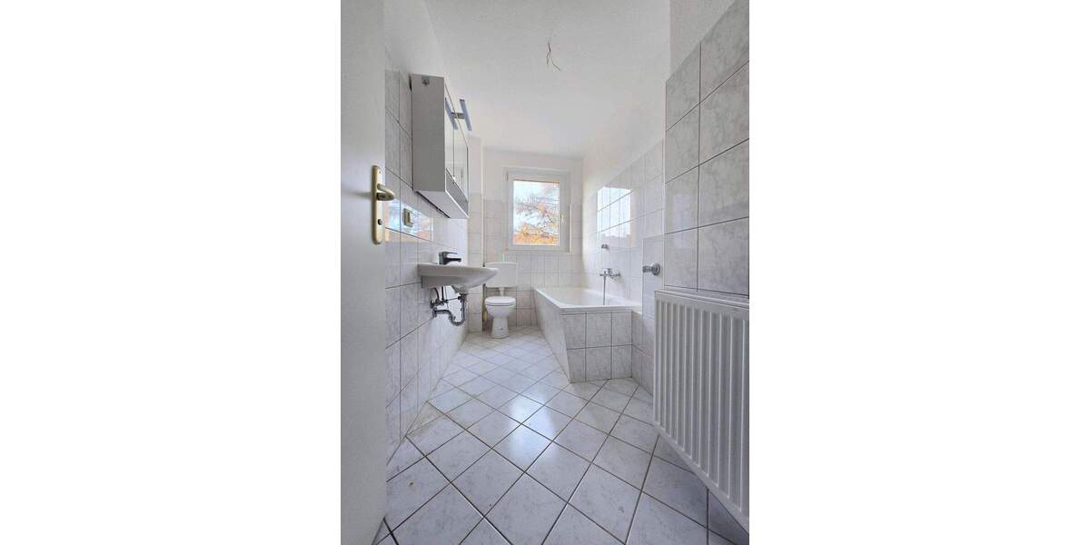 Nagelneue Küche: 2-Zimmer-Wohnung mit Balkon 2 zimmer