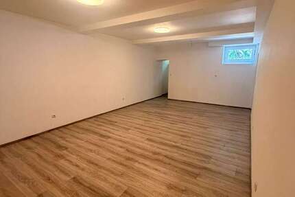 Wohnung Frankfurt am Main Ginnheim - 1 Zimmer, 60 m&sup2;, 700&euro; | Angebot:27030385