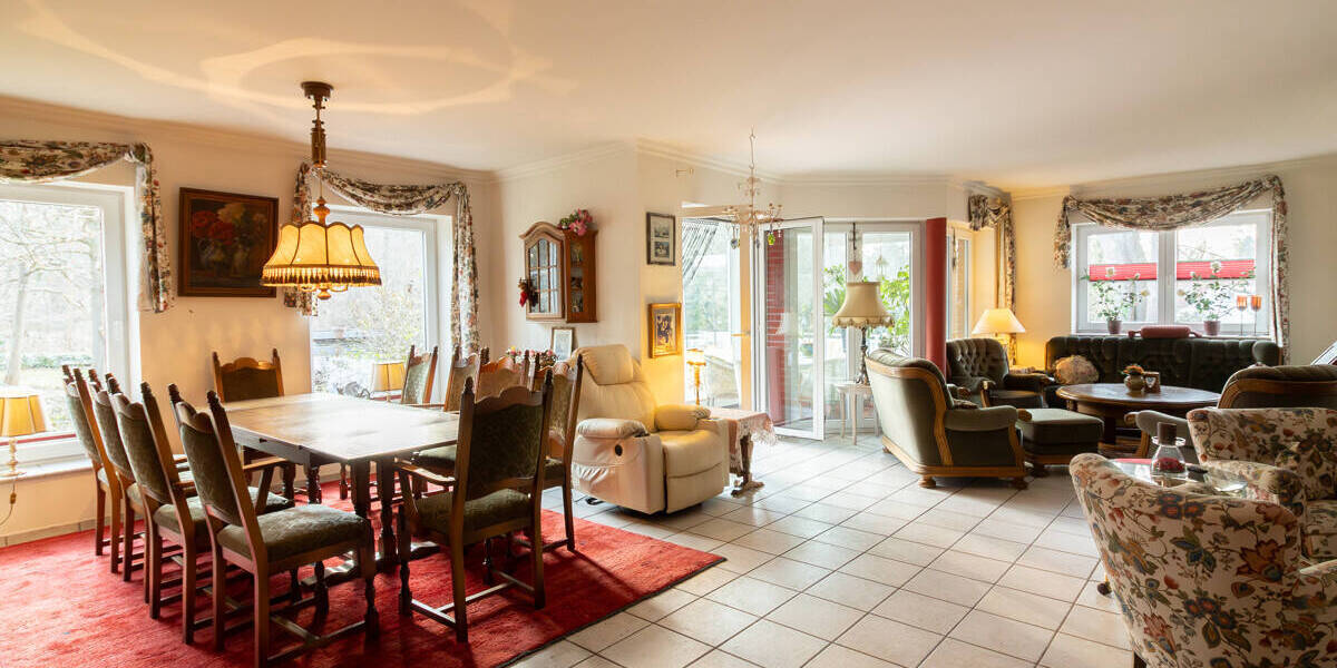 Etagenwohnung Malente Bad Malente-Gremsmühlen - 3 Zimmer, 168 m&sup2;, 1.800&euro; | Angebot:26016370