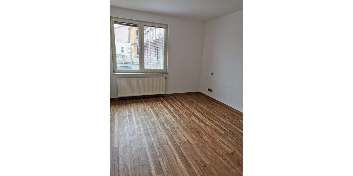 Etagenwohnung Eisenach - 2 Zimmer, 53 m&sup2;, 510&euro; | Angebot:25727546