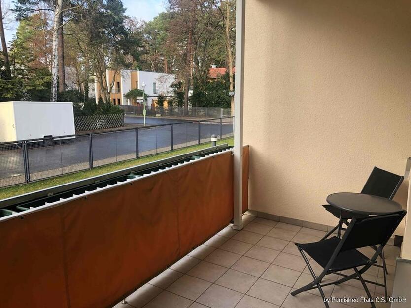 Bright One-Room Flat with Balcony