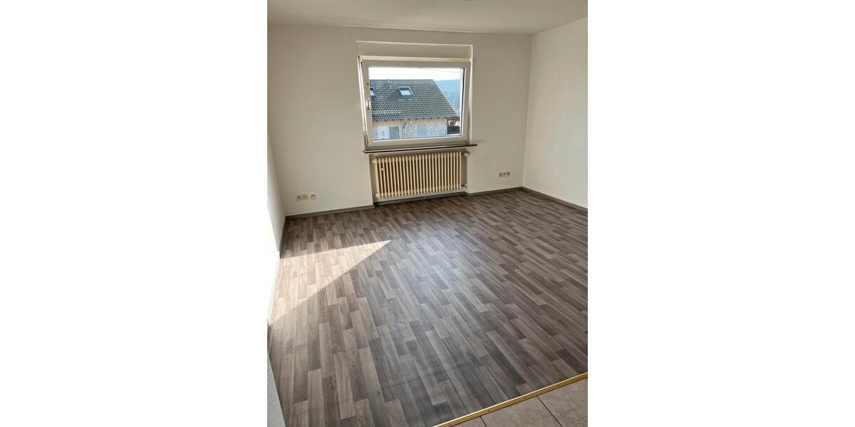 Erdgeschoßwohnung Birkenfeld - 2 Zimmer, 50 m&sup2;, 320&euro; | Angebot:25960703