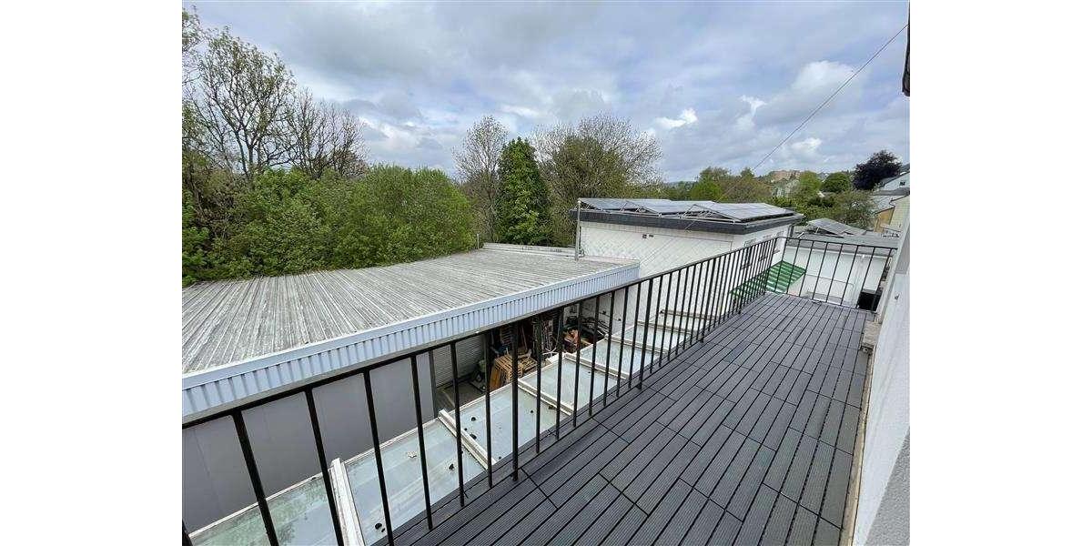 Etagenwohnung Hermeskeil - 4 Zimmer, 103 m&sup2;, 800&euro; | Angebot:26676352