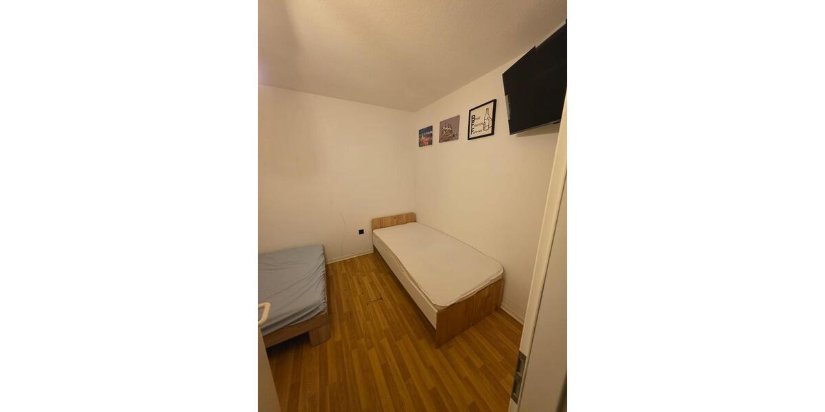 Etagenwohnung Mönchengladbach - 3 Zimmer, 90 m&sup2;, 1.500&euro; | Angebot:26518360