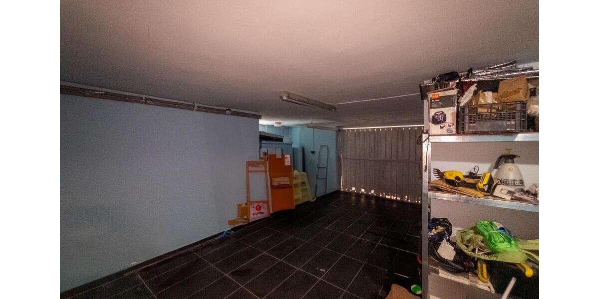 Einfamilienhaus Bad Kissingen - 7 Zimmer, 350 m&sup2;, 2.100&euro; | Angebot:24990718