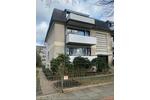 ANSPRECHENDE 3- Zimmer- Wohnung EBK, 2-MAL BALKON, GARAGE