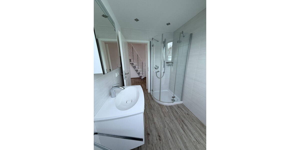 Etagenwohnung Weiler-Simmerberg Ellhofen - 4 Zimmer, 150 m&sup2;, 1.260&euro; | Angebot:26351639