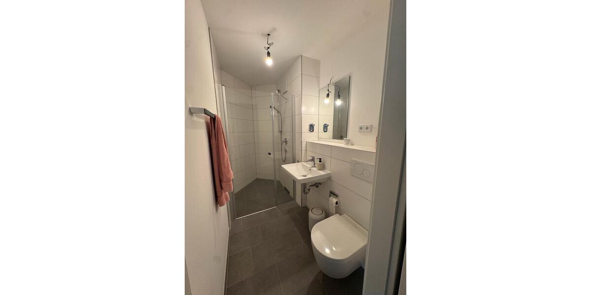 Etagenwohnung Schorndorf - 4 Zimmer, 106 m&sup2;, 1.900&euro; | Angebot:26038198