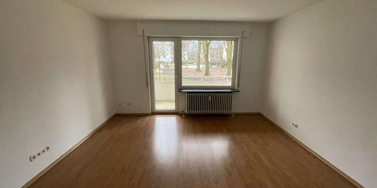 Etagenwohnung Hanau Großauheim - 4 Zimmer, 80 m&sup2;, 900&euro; | Angebot:24831501