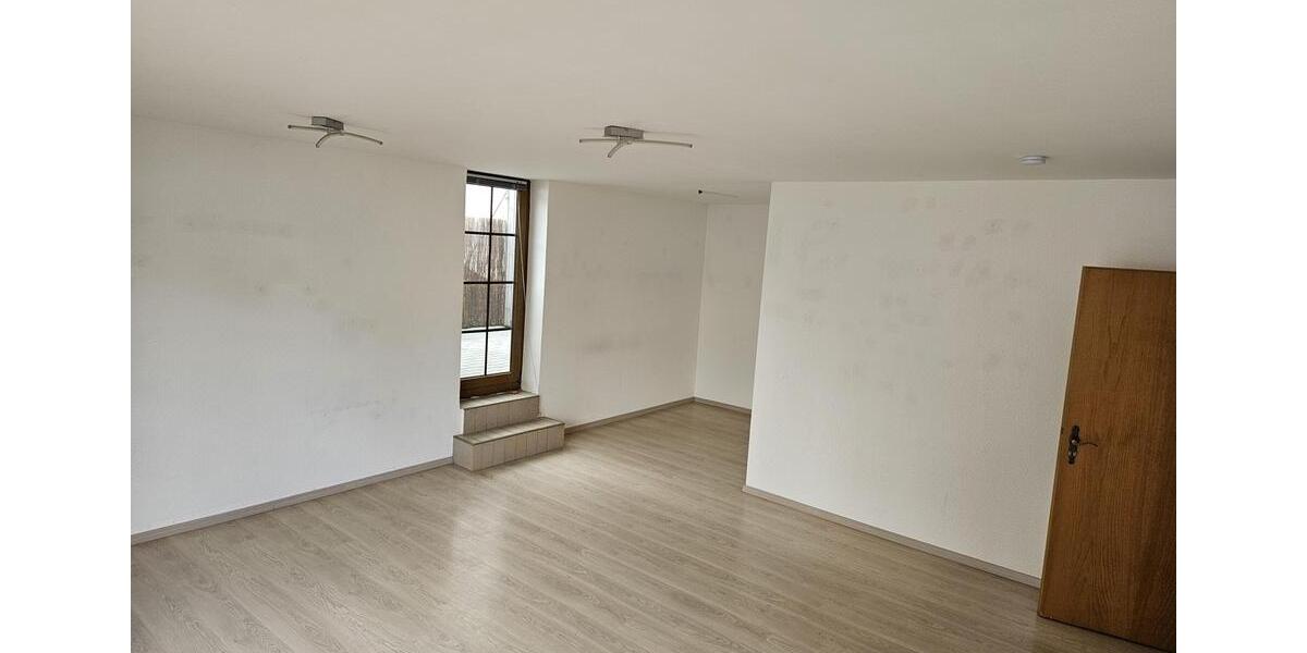 Etagenwohnung Ingelheim am Rhein - 3 Zimmer, 97 m&sup2;, 1.164&euro; | Angebot:24795037