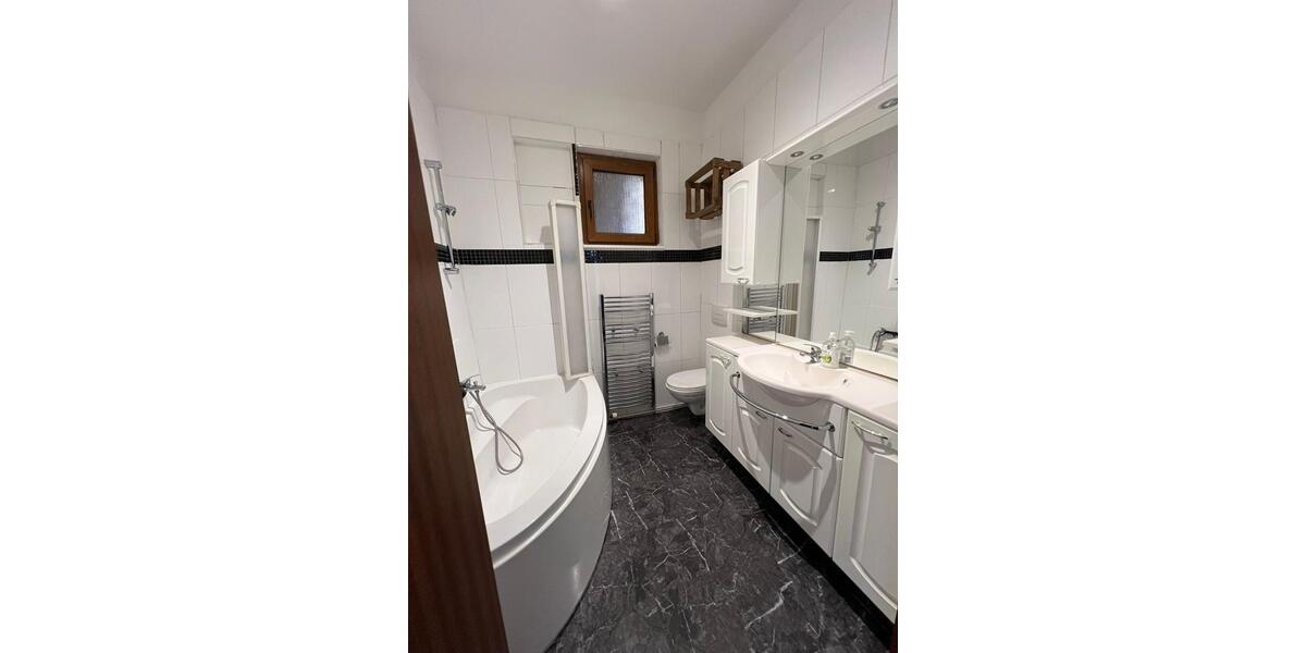 Etagenwohnung Rüdesheim am Rhein - 3 Zimmer, 90 m&sup2;, 950&euro; | Angebot:24638277