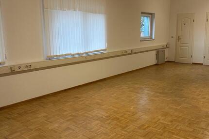 Büro Atelier Studio Gewerberaum Fußbodenheizung Küche WCs zimmer