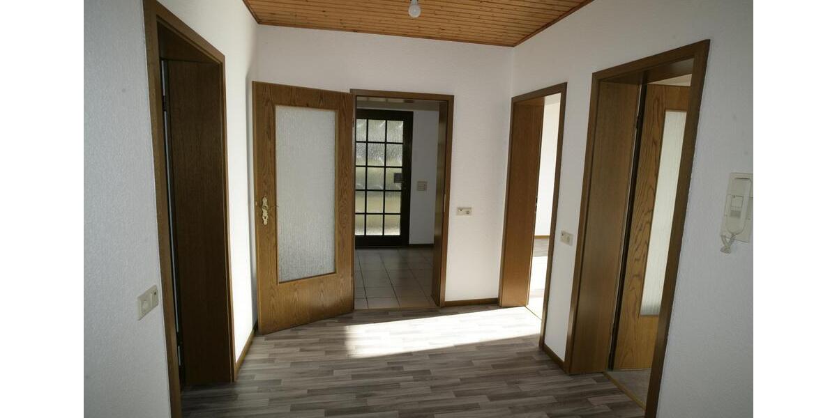 Etagenwohnung Nastätten - 3 Zimmer, 96 m&sup2;, 740&euro; | Angebot:26237366