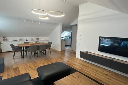 Wohnung Leonberg - 4.5 Zimmer, 90 m&sup2;, 1.650&euro; | Angebot:26615323