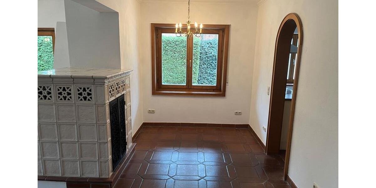 Doppelhaushälfte Gräfelfing - 7 Zimmer, 210 m&sup2;, 4.995&euro; | Angebot:23216909