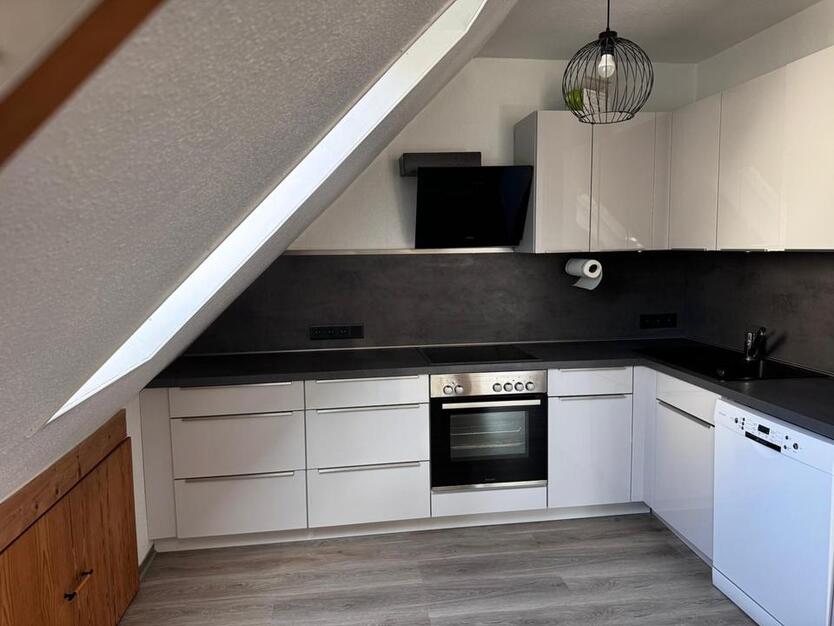 Gemütliche Dachgeschoss Wohnung im Ortskern von Heiligenkirchen