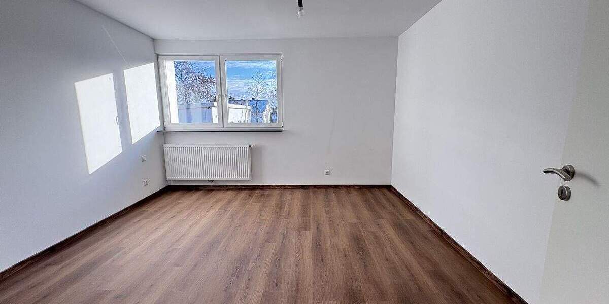Etagenwohnung Straubing - 2 Zimmer, 60 m&sup2;, 650&euro; | Angebot:24436864