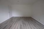 !!! Zum Einzug bereit! Renovierte 3-Raumwohnung mit Wanne und Balkon !!! zimmer