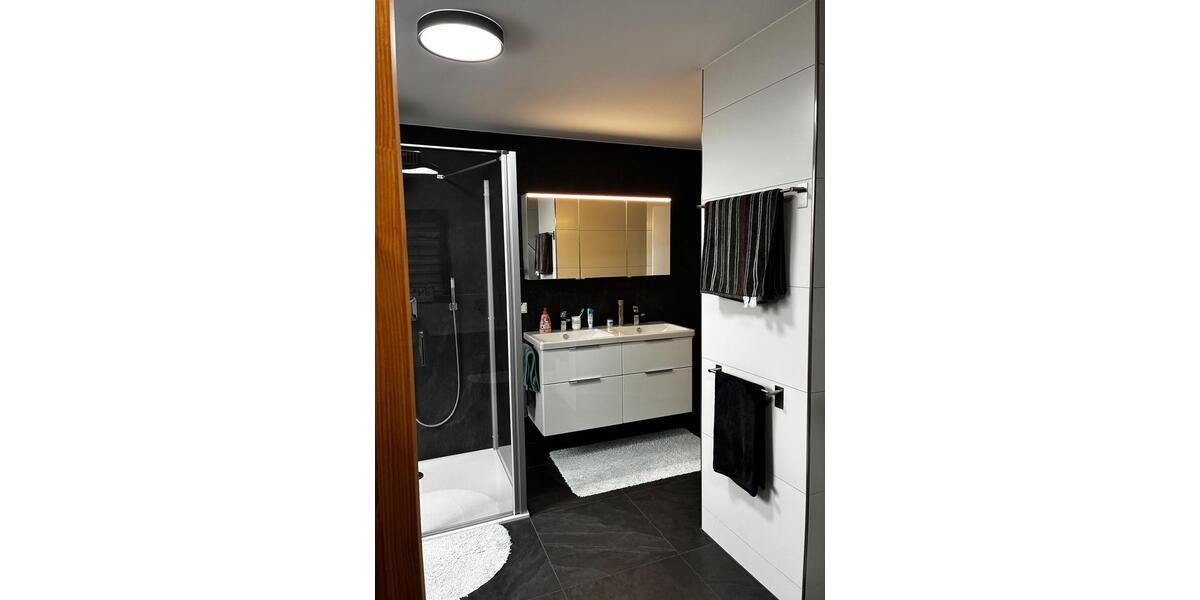 Dachgeschoßwohnung Schwallungen - 5 Zimmer, 126 m&sup2;, 945&euro; | Angebot:26194196