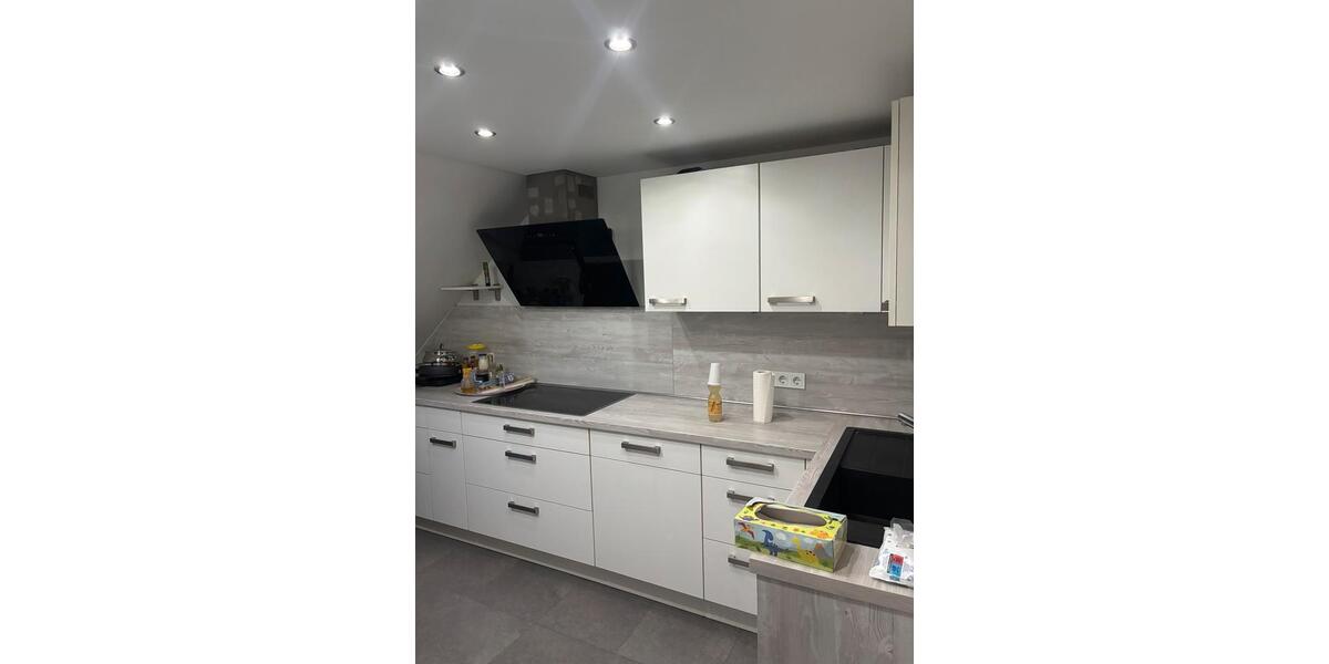 Dachgeschoßwohnung Hilchenbach - 2.5 Zimmer, 75 m&sup2;, 900&euro; | Angebot:26546154