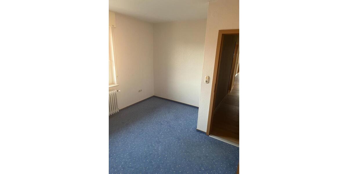 Etagenwohnung Dinklage - 9 Zimmer, 130 m&sup2;, 1.150&euro; | Angebot:25879934